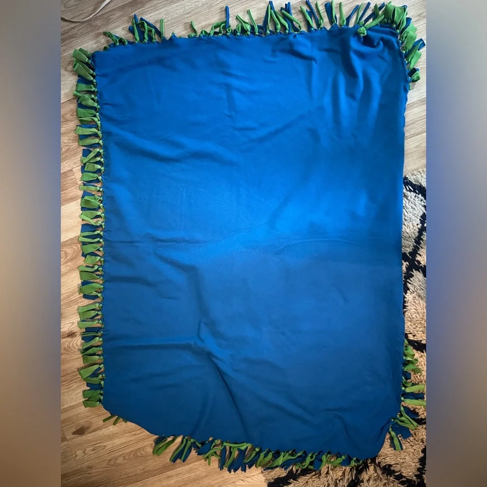 Paw Patrol Fleece Tie Blanket 48x35 Chase Marshall Rubble “Ruff Ruff Rescue” - Picture 3 of 5